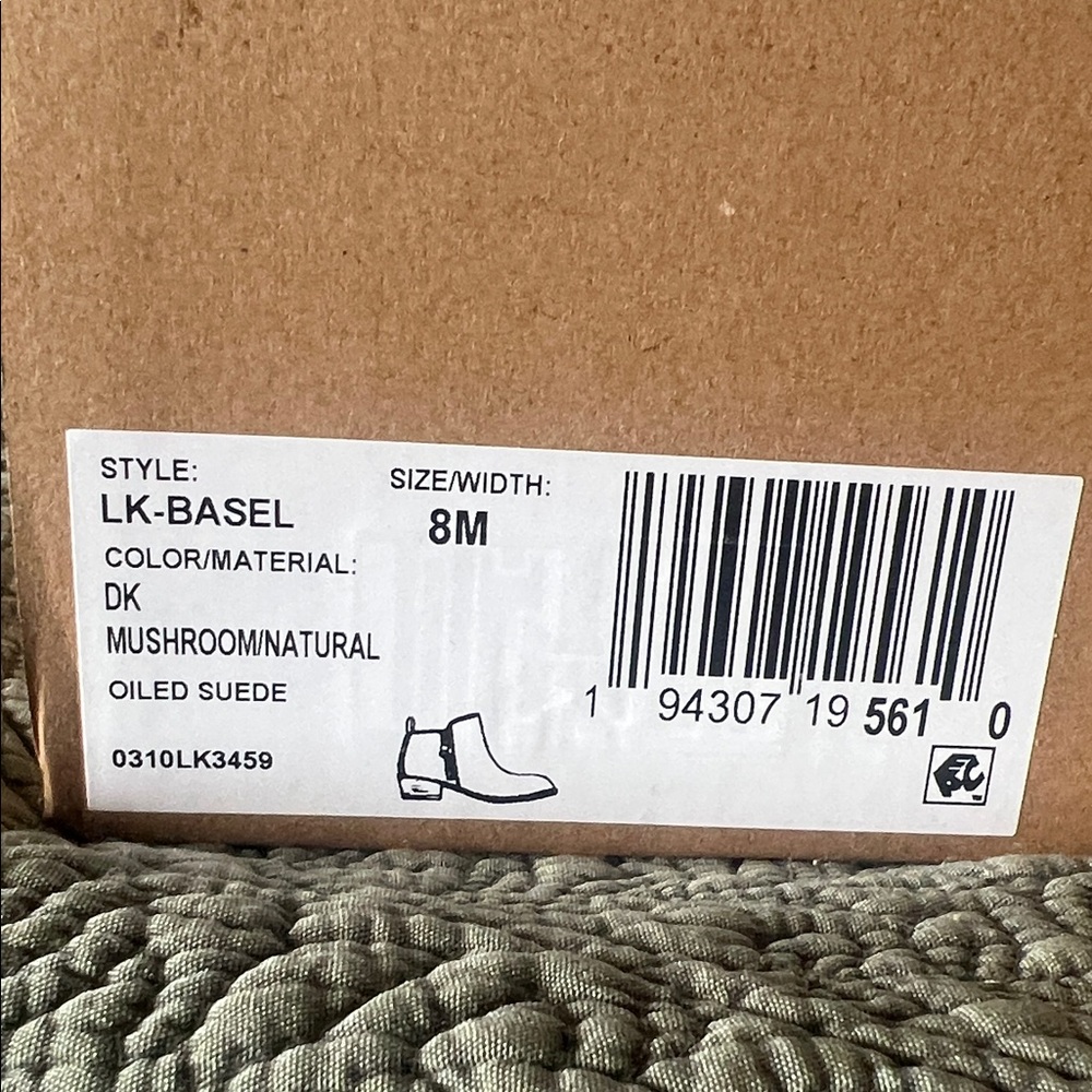 Lucky Brand Women's Basel Suede Boots Bootie Ankle NIB 8 - Picture 3 of 5
